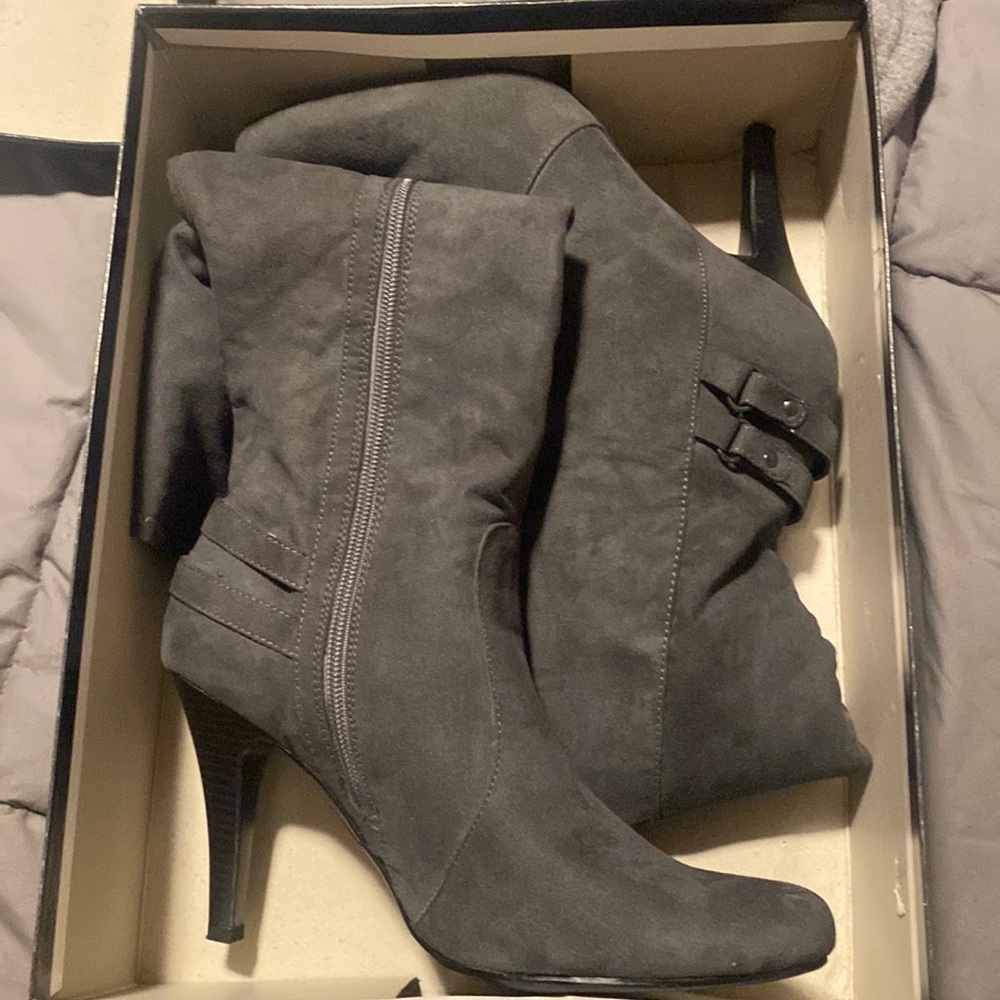 Women's heeled boots